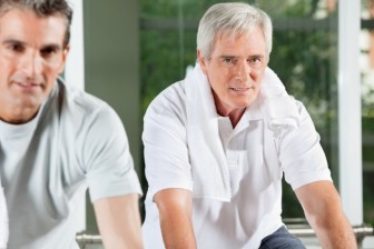Jak hubnout pro muže: cvičení na hrudník a břicho