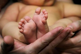 Hubnutí při kojení – hubnutí po porodu